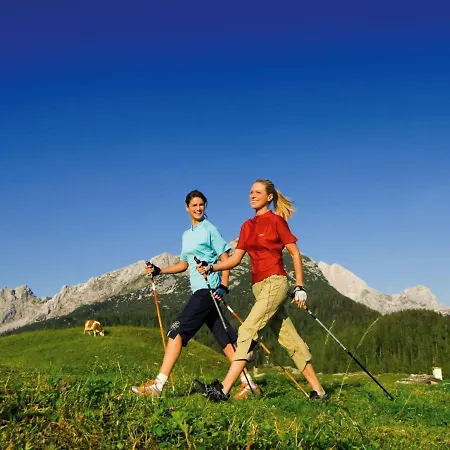 アパート In Neukirchen Near Lift *