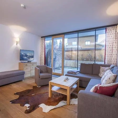 Feriehus Alpine Near Lift For 8 *