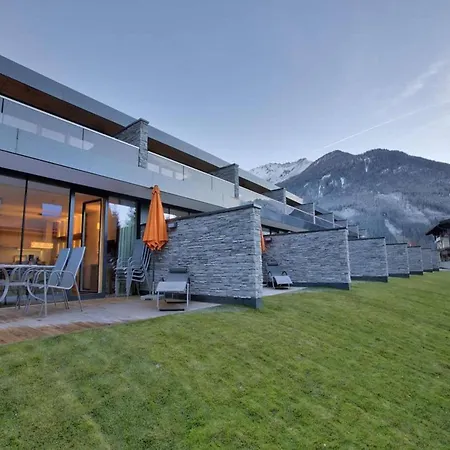 Alpine Near Lift For 8 Feriehus Neukirchen am Großvenediger